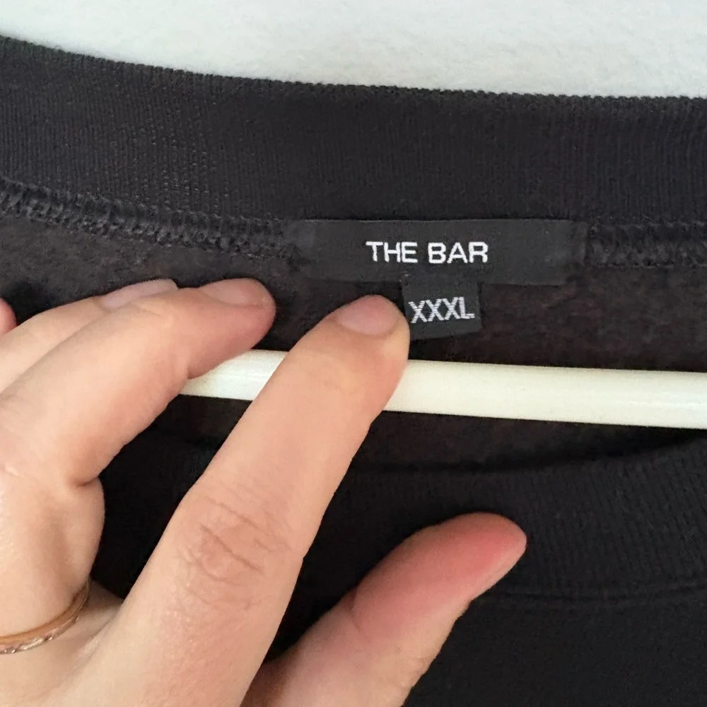 The Bar Black Oversized Crewneck Sweatshirt Chenille Varsity Logo XXXL Rare Size - Picture 3 of 5